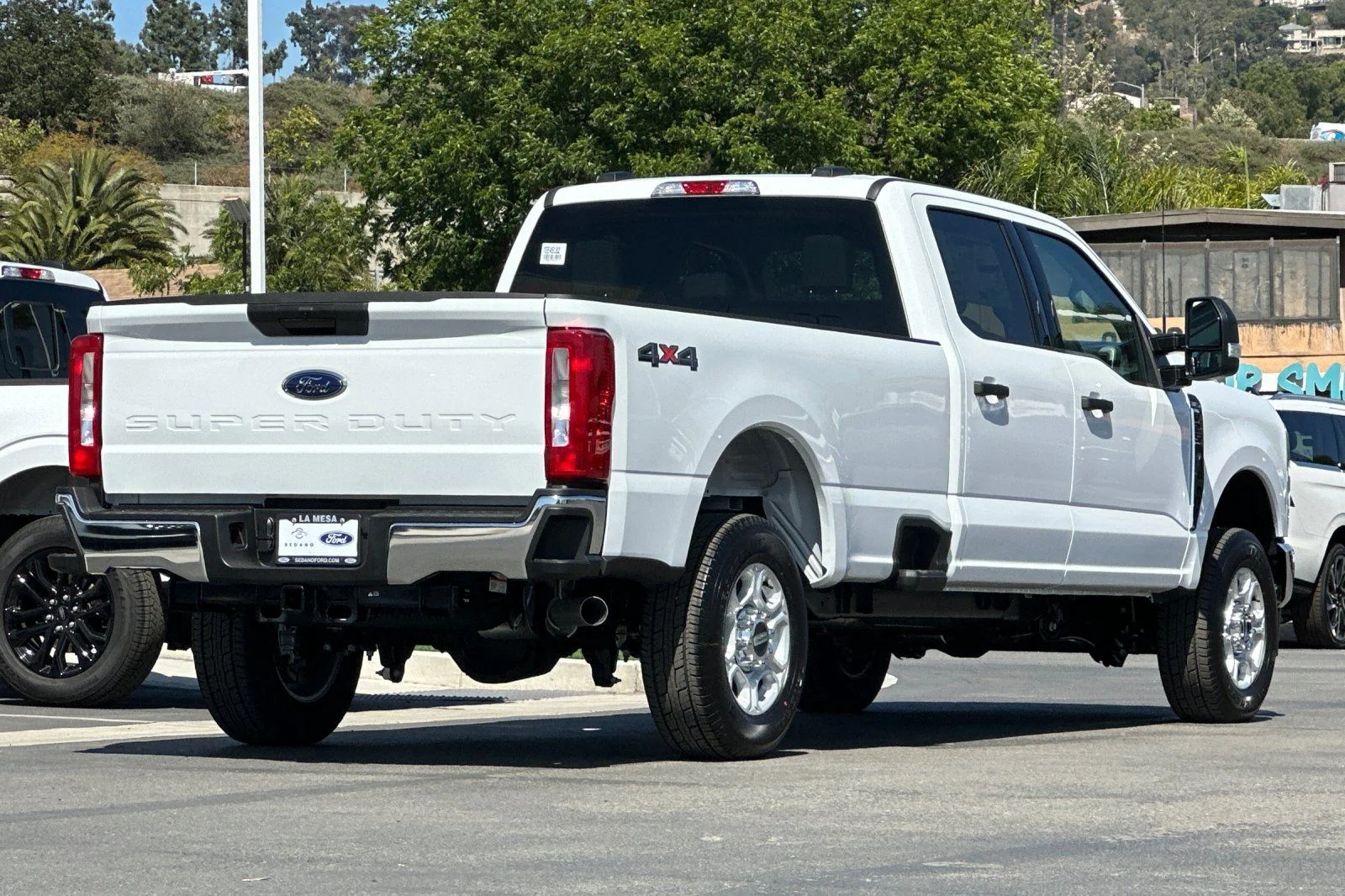 New 2026 Oxford White Ford F-250® XLT image 3