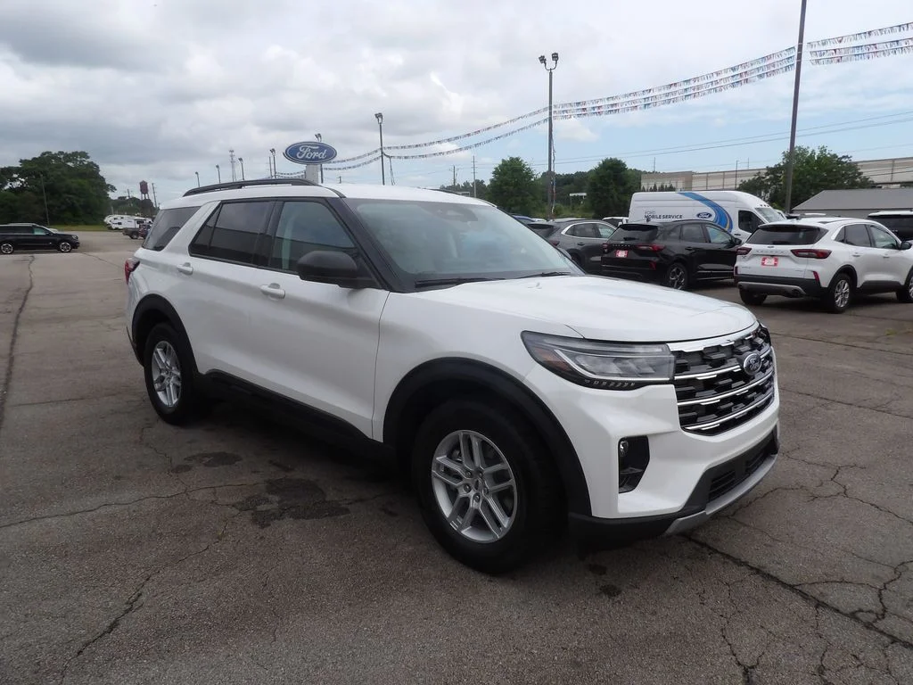 2026 Ford Explorer's photo
