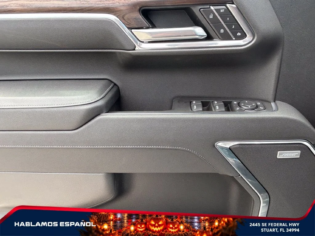 New 2026 Glacier White Tricoat GMC SLT image 23