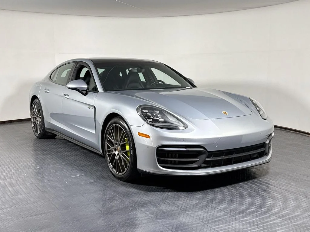 Used 2021 Dolomite Porsche 4S image 10