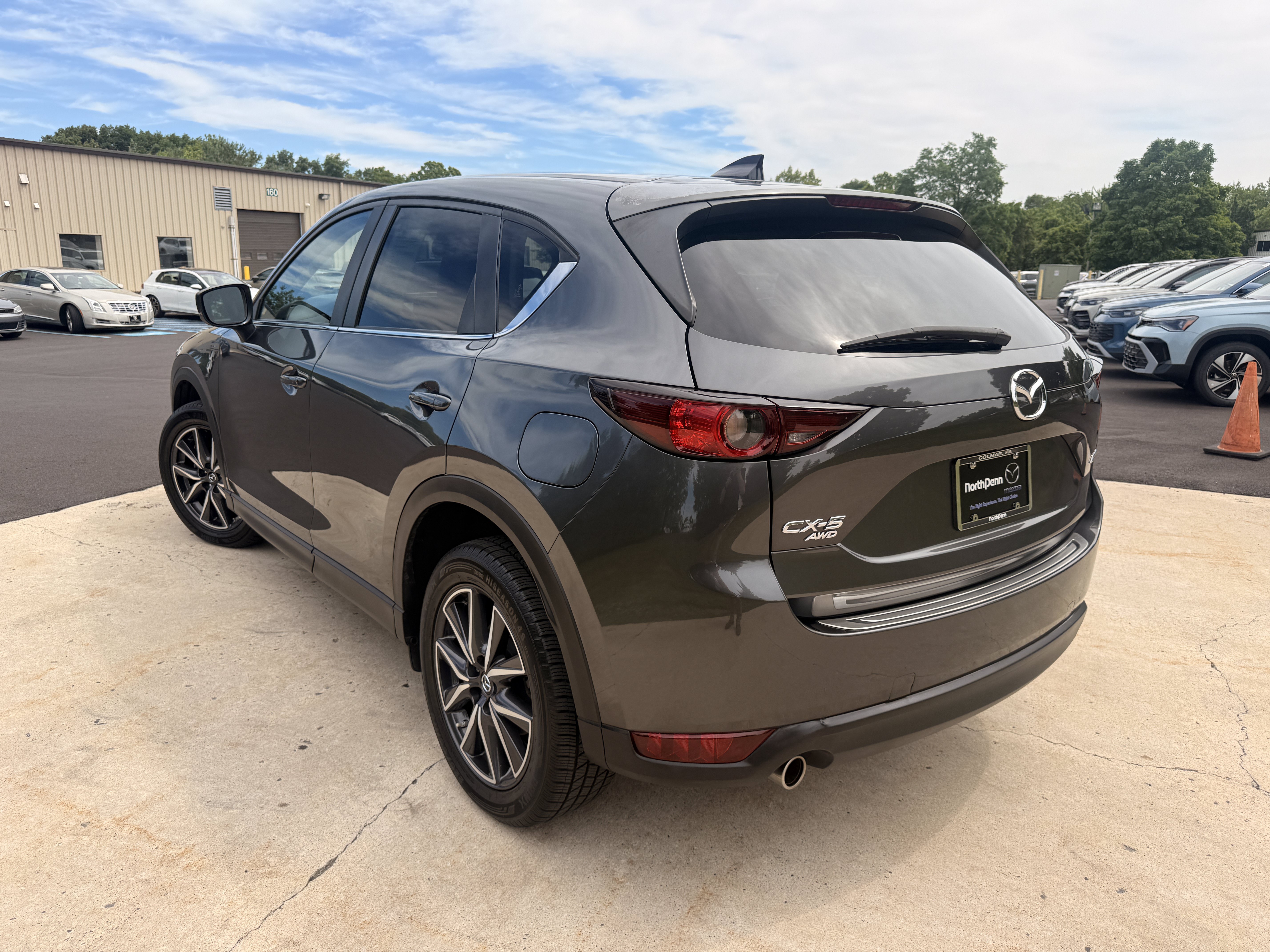 Used 2018 Machine Gray Metallic Mazda Touring image 12