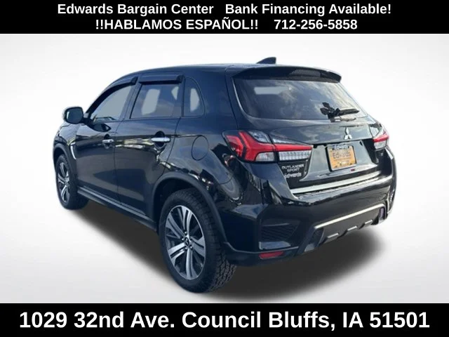 Used 2022  Mitsubishi 2.0 SE image 5