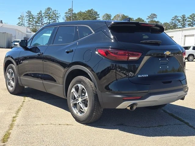 Used 2024 Black Chevrolet LT image 3