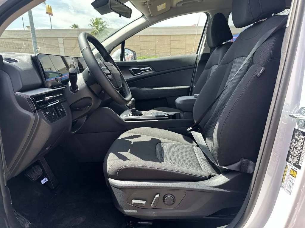 New 2026 White Kia LX image 8