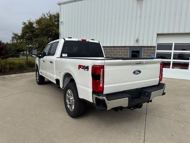 New 2027 Star White Metallic Tri-Coat Ford Lariat image 8