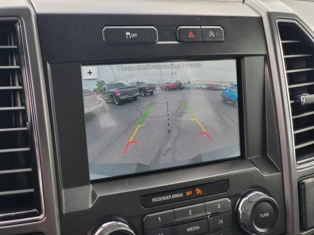 Used 2018  Ford XLT image 16