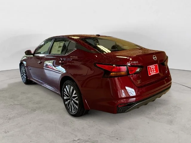 New 2026 Red Nissan 2.5 SV image 3