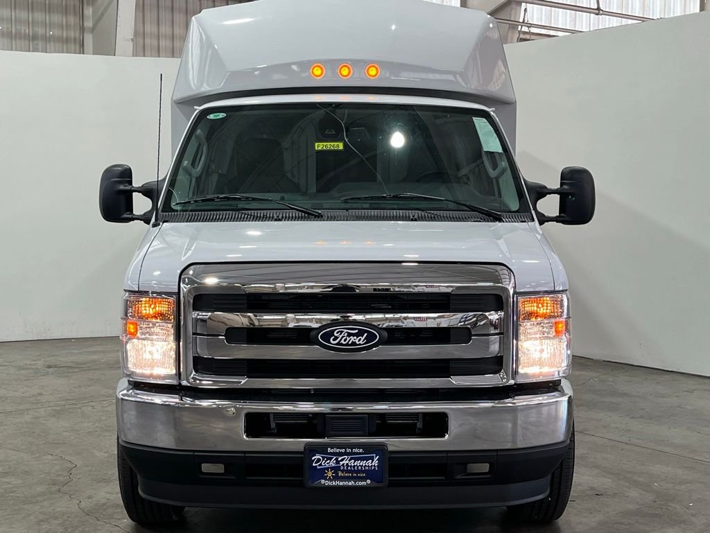 New 2026 White Ford Base image 3