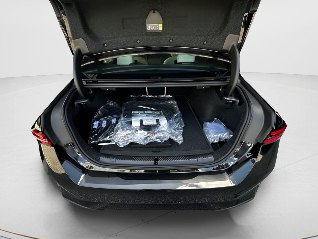 New 2027 Black Sapphire Metallic BMW 530i xDrive image 24