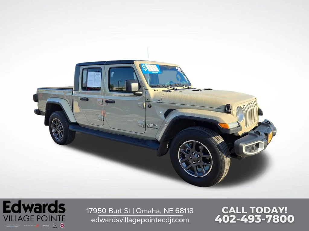 2020 Jeep Gladiator Overland's photo