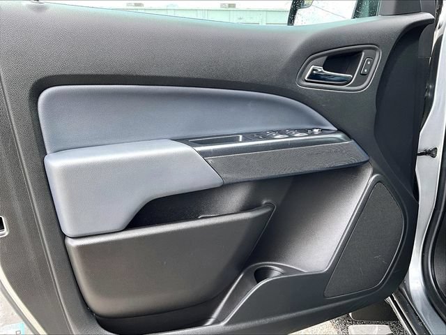 Used 2022 SATIN STEEL METALLIC Chevrolet 4WD Z71 image 9