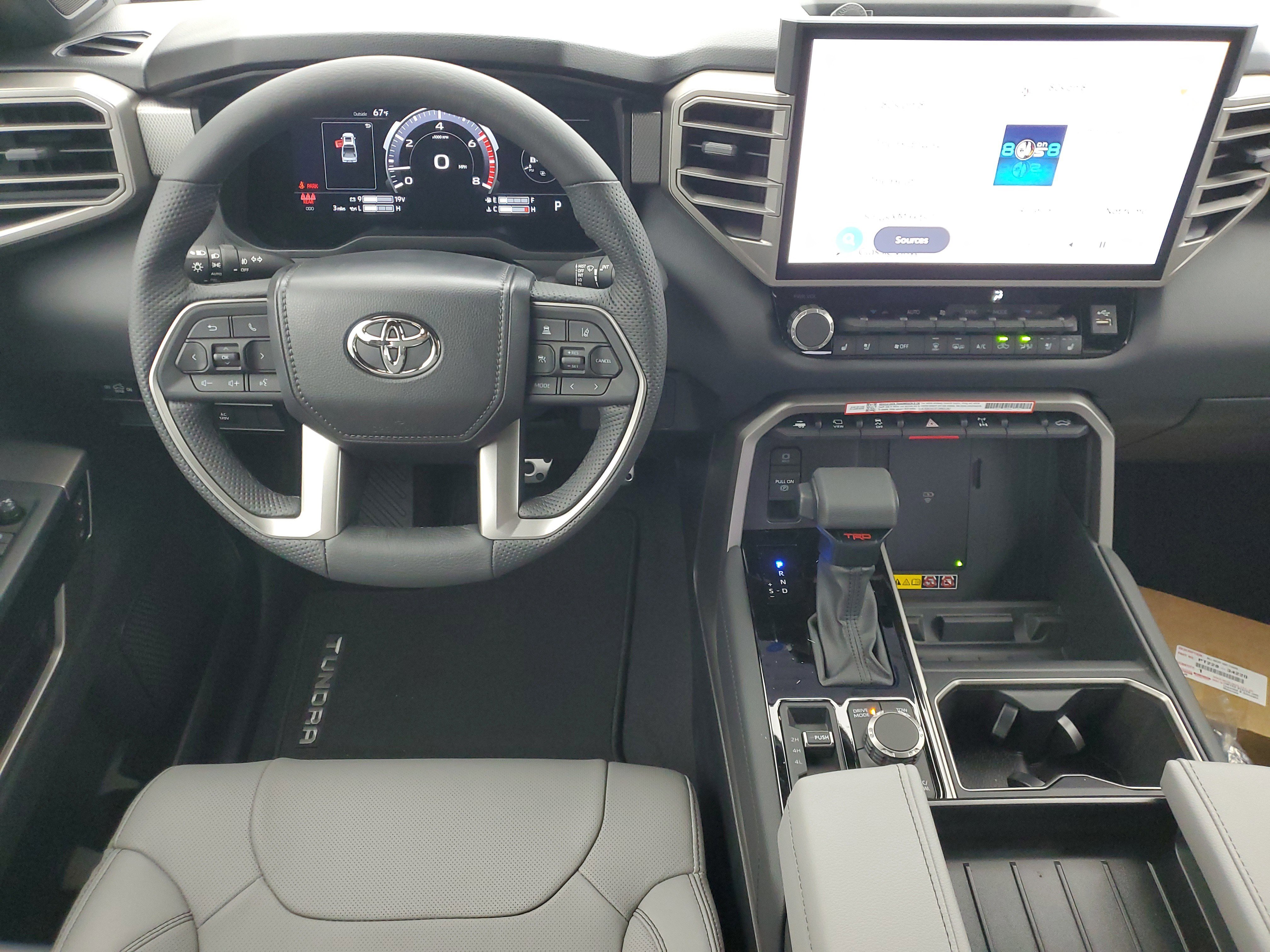2026 Toyota Tundra Limited - Photo 17
