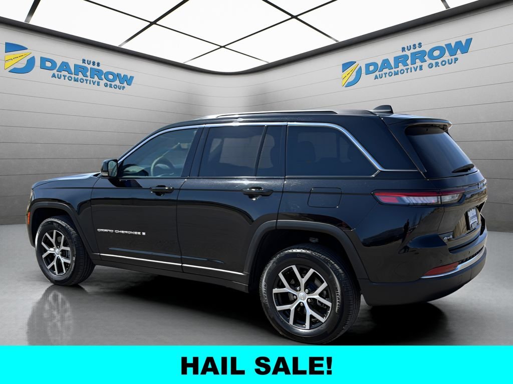 Used 2024 Black Jeep Limited image 3