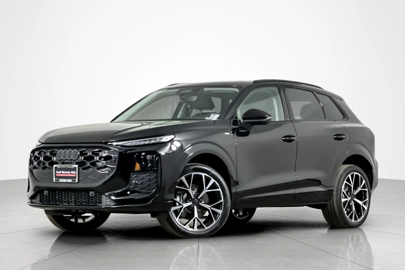 2026 Audi Q3 S line quattro's photo