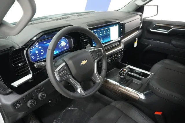 2026 Chevrolet Silverado 1500 LT - Photo 17