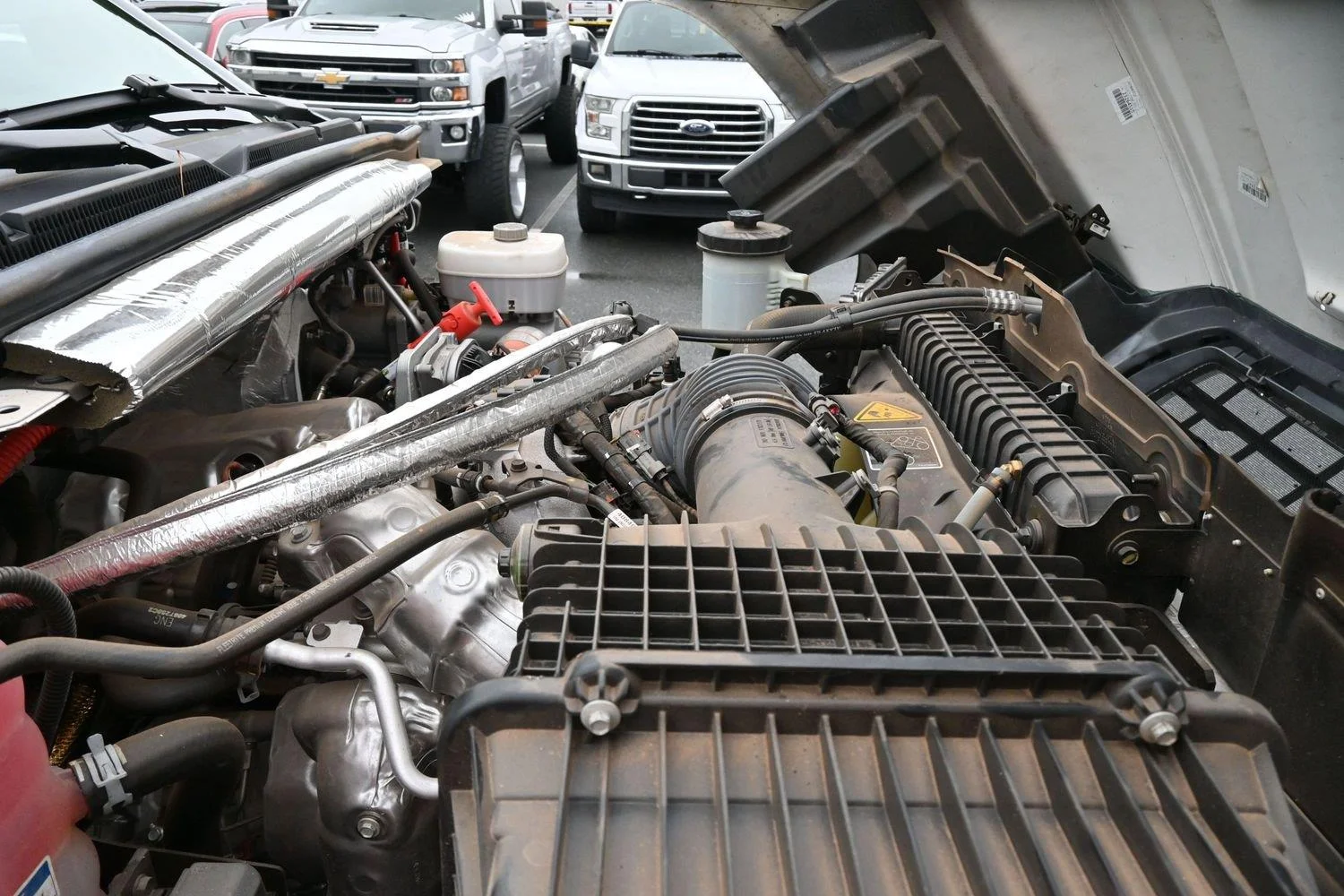 Used 2024 Summit White Chevrolet Work Truck image 38