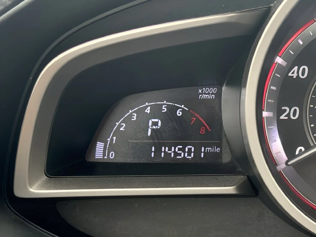 Used 2016 Red Mazda i Grand Touring image 23