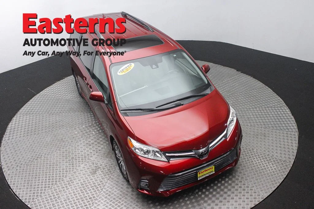 Used 2019 Red Toyota XLE image 3