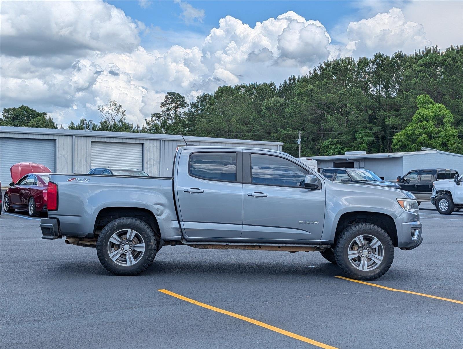 Used 2018 STERLING GRAY METALLIC Chevrolet 4WD Z71 image 7