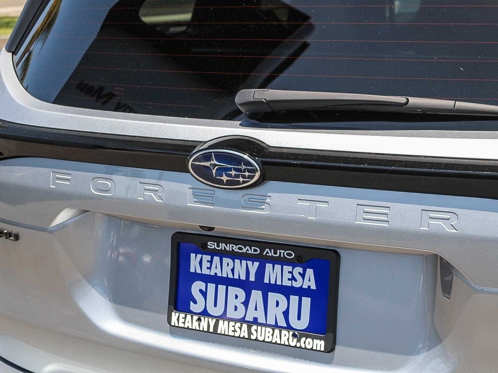 New 2026 ICE SILVER METALLIC Subaru Limited Hybrid image 8