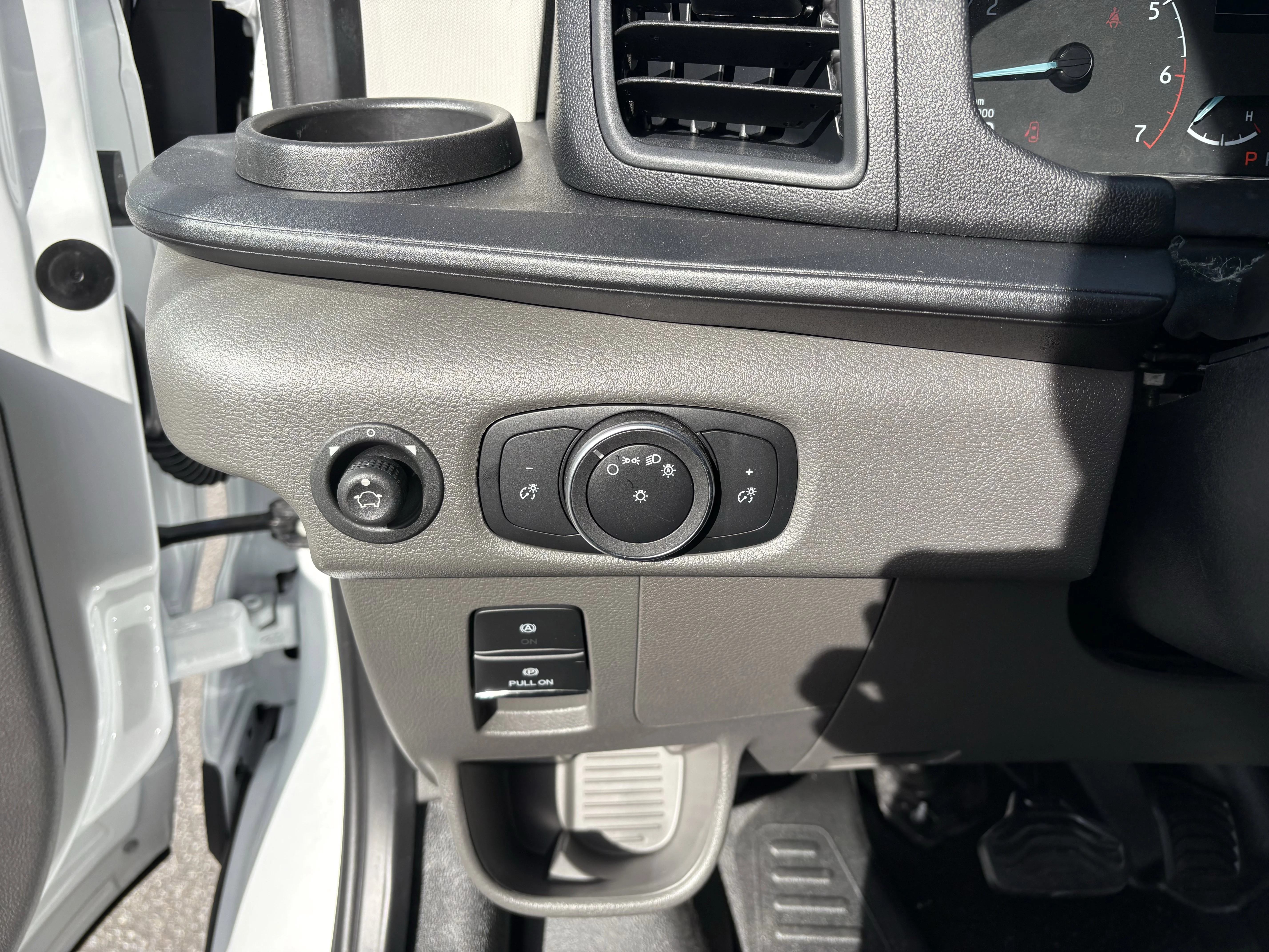 New 2025 Oxford White Ford Cargo Van image 25
