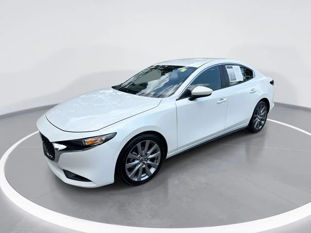 Used 2021 White Mazda Select image 1