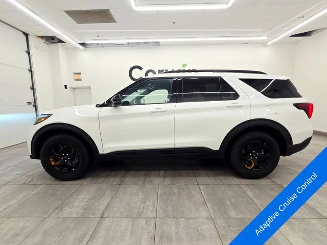 New 2026 Star White Metallic Tri-Coat Ford Tremor® image 2