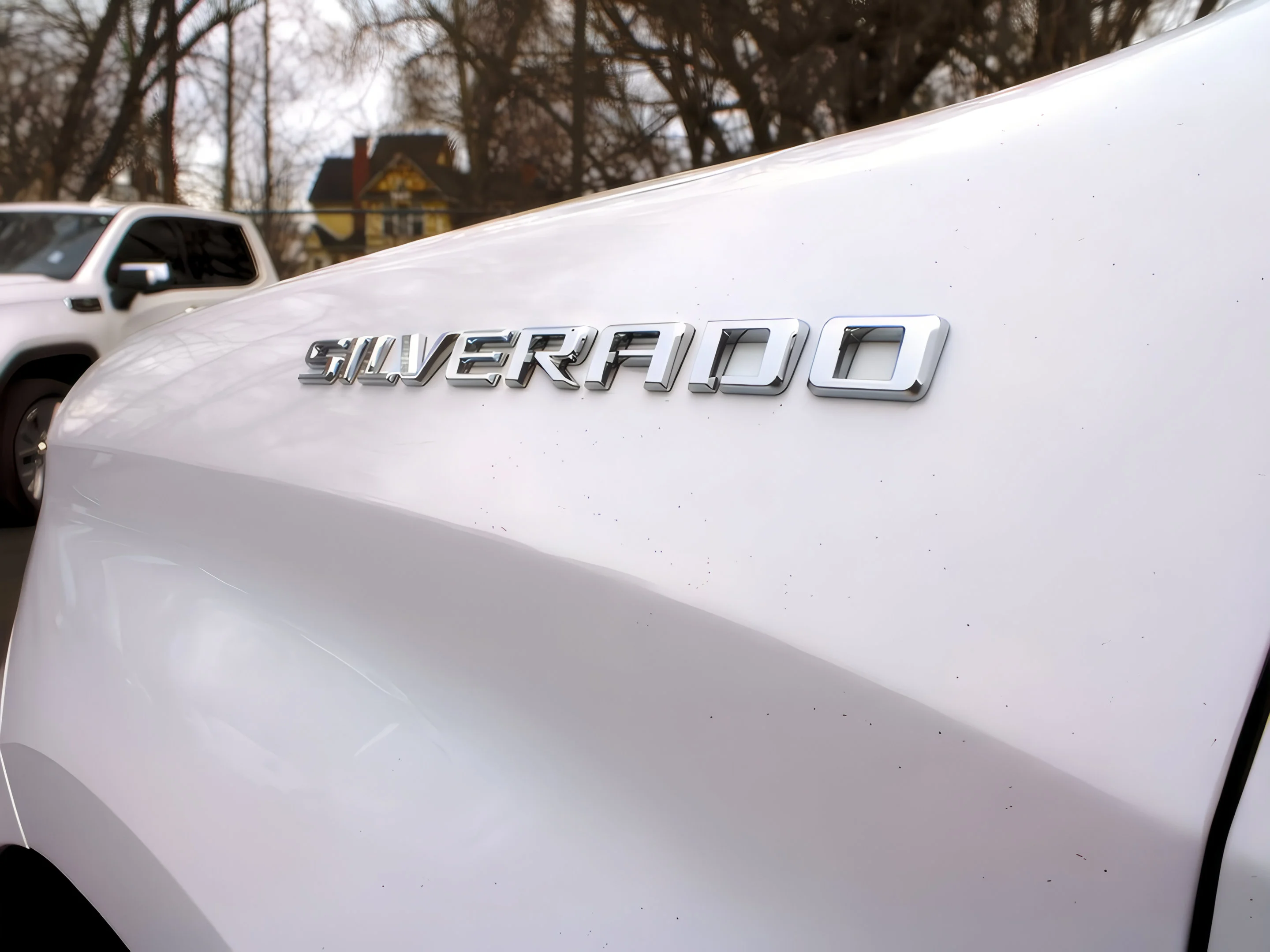 Used 2023 Summit White Chevrolet LT image 35