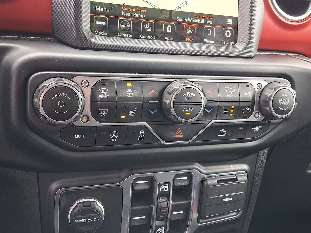 Used 2022 White Jeep Unlimited Rubicon image 16