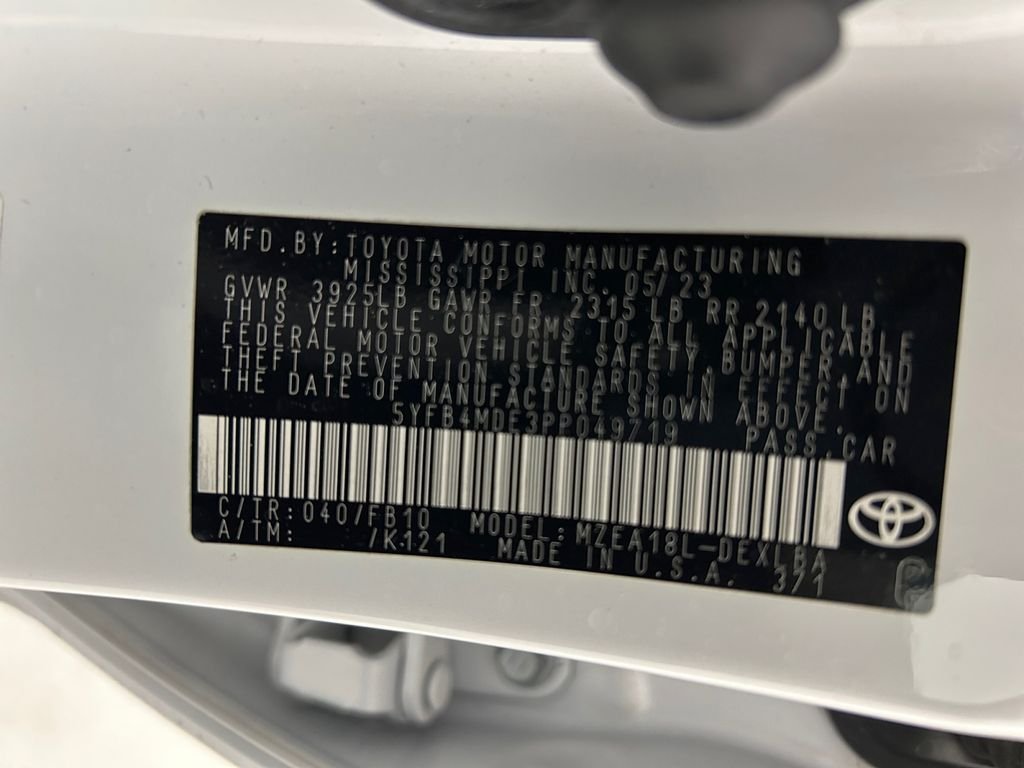 Used 2023 White Toyota LE image 20
