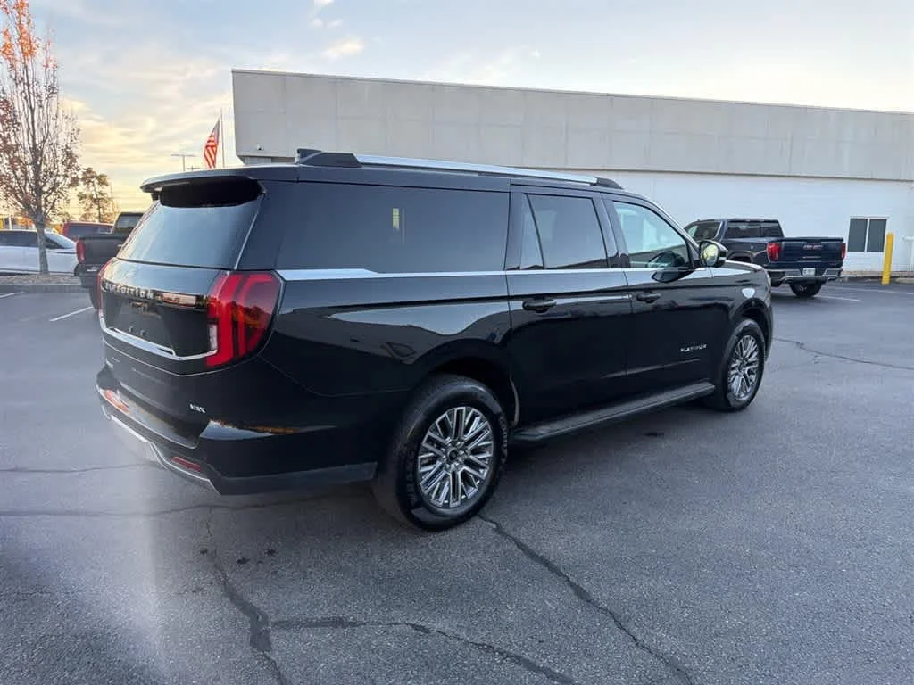 Used 2026 Agate Black Metallic Ford Platinum image 15