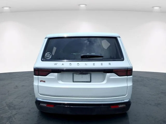 Used 2024 White Jeep Base image 19