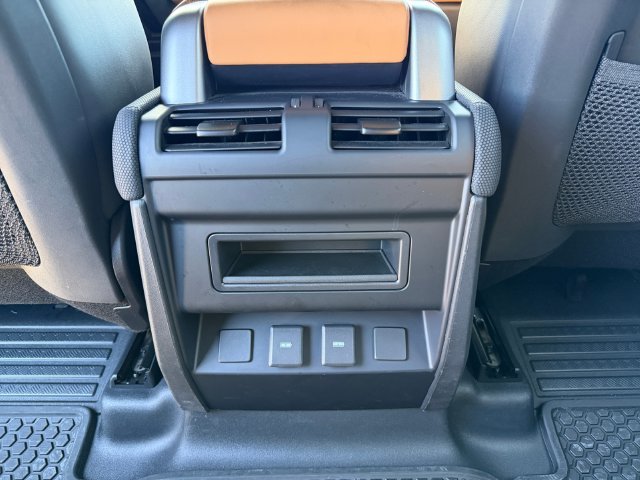 Used 2023 Gondwana Stone Metallic Land Rover X-Dynamic SE image 19