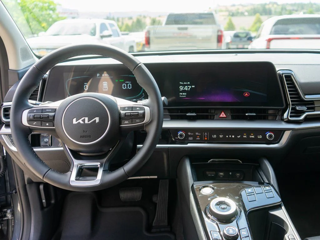 2025 Kia Sportage EX Hybrid - Photo 13