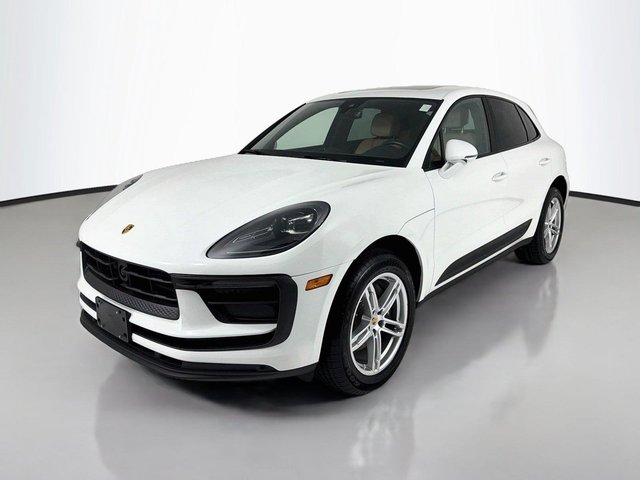 2023 Porsche Macan 