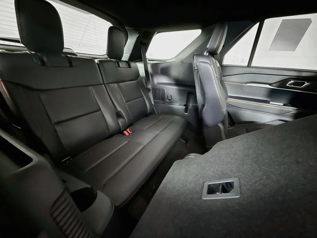 New 2026 Agate Black Metallic Ford Tremor® image 28