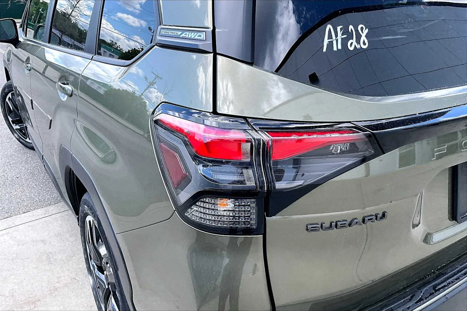 New 2026 Autumn Green Metallic Subaru Limited image 15