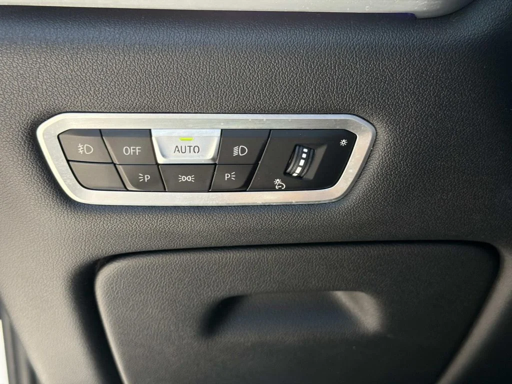 2021 BMW X7 40i - Photo 21