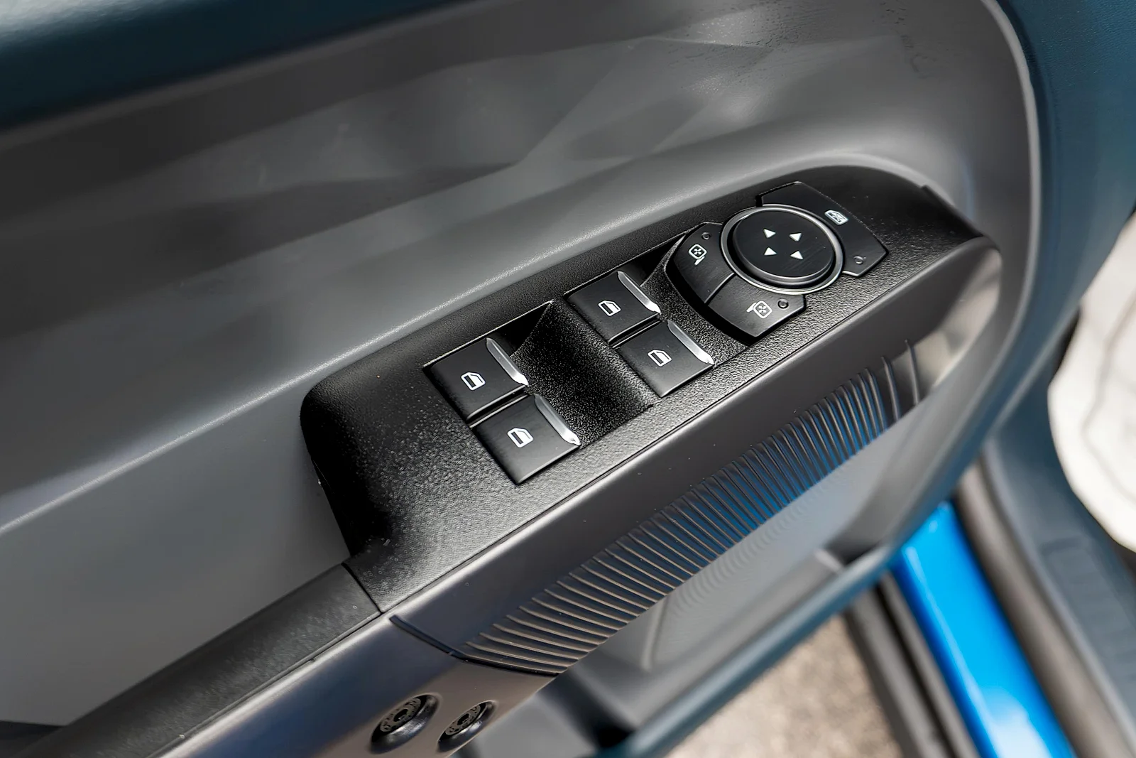 New 2026 Velocity Blue Ford XLT image 11