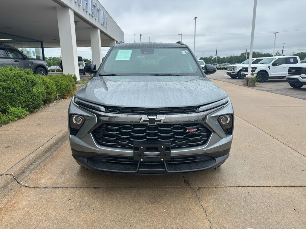 Used 2025  Chevrolet RS image 8
