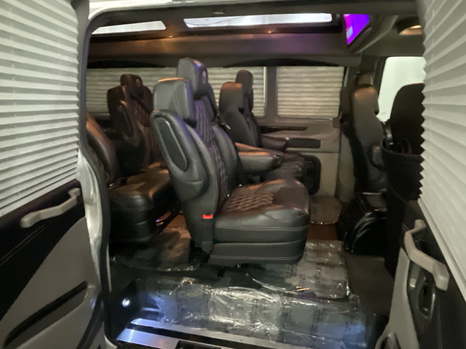Used 2022 Quicksilver Metallic GMC Work Van image 35