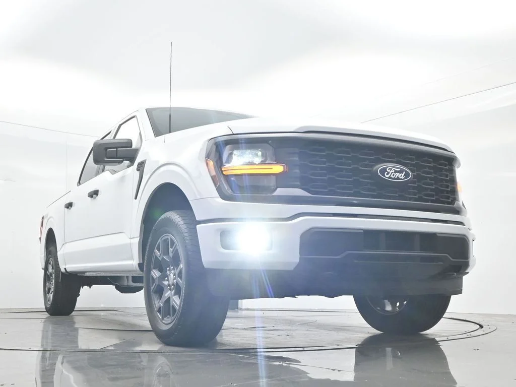 New 2026 Oxford White Ford STX® image 35