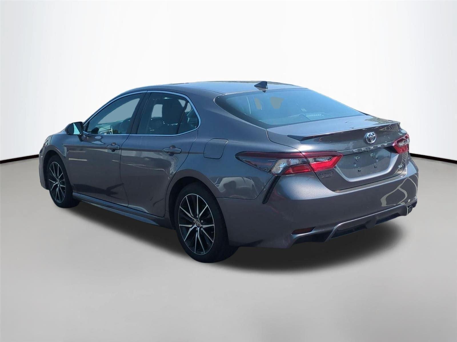 Used 2024 Predawn Gray Mica Toyota SE image 3