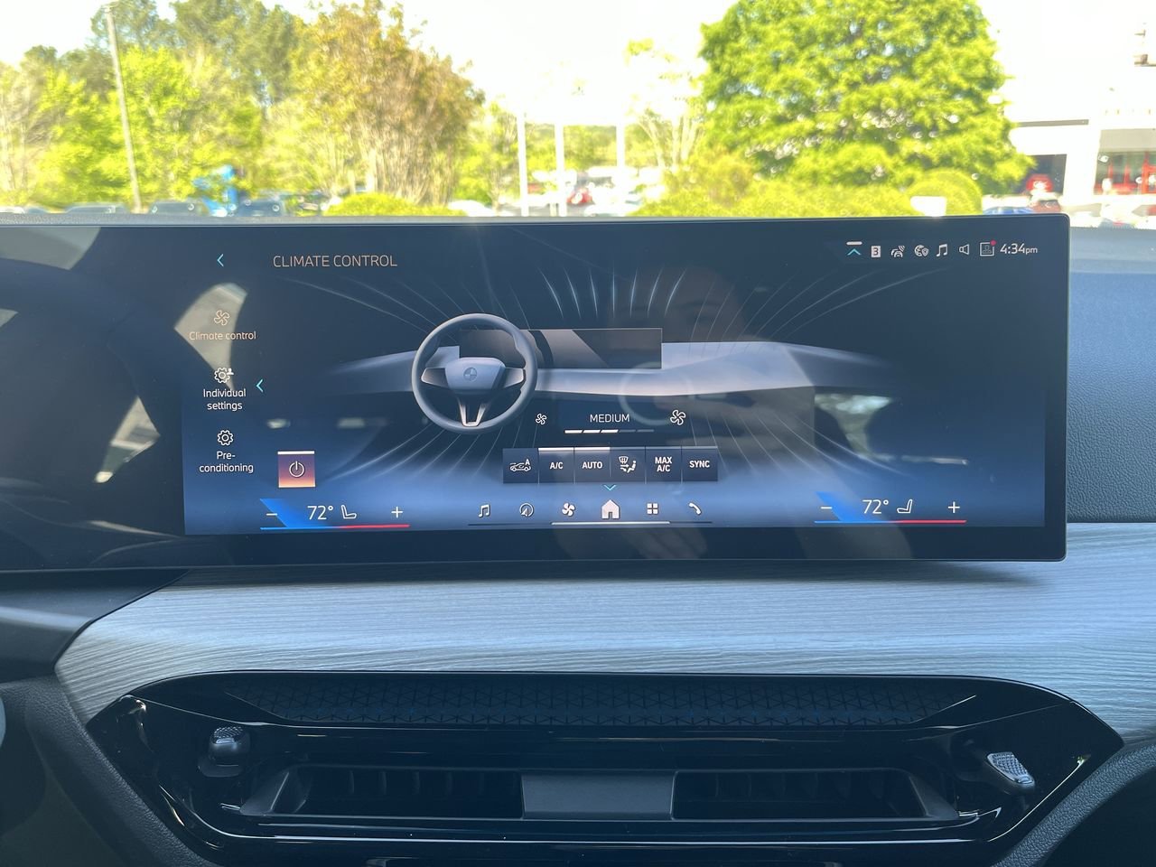 2025 BMW i4 40 - Photo 26