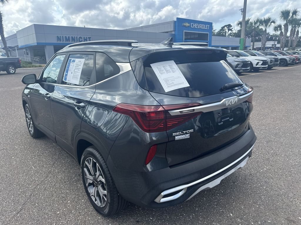 Used 2023  Kia EX image 14