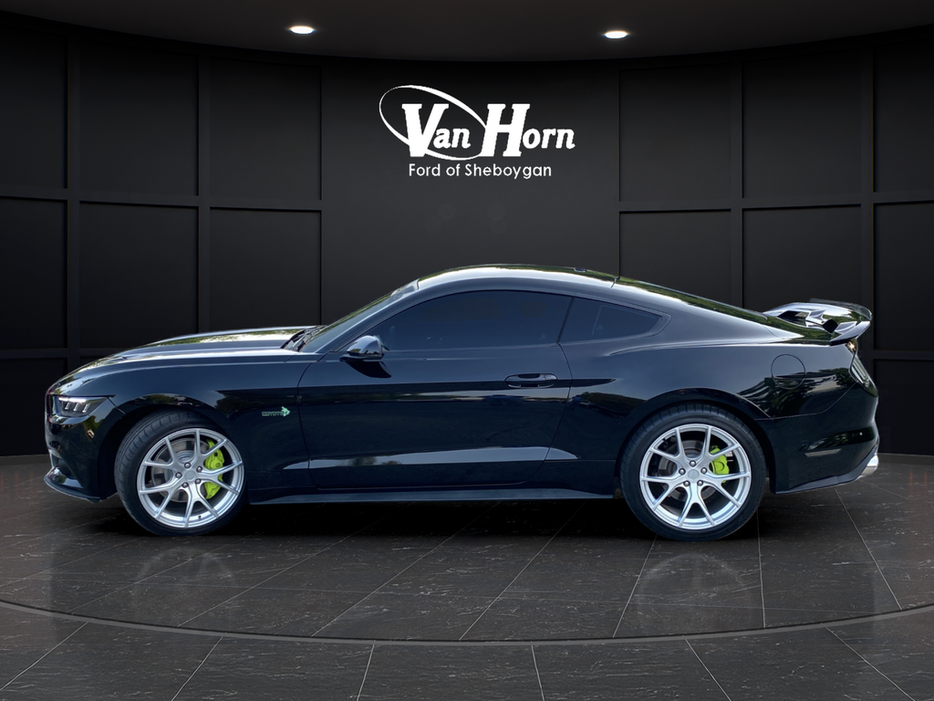 Used 2015 Black Ford GT Premium image 4