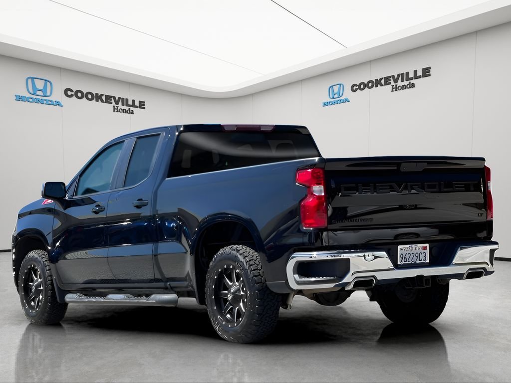 Used 2020 Black Chevrolet LT image 6