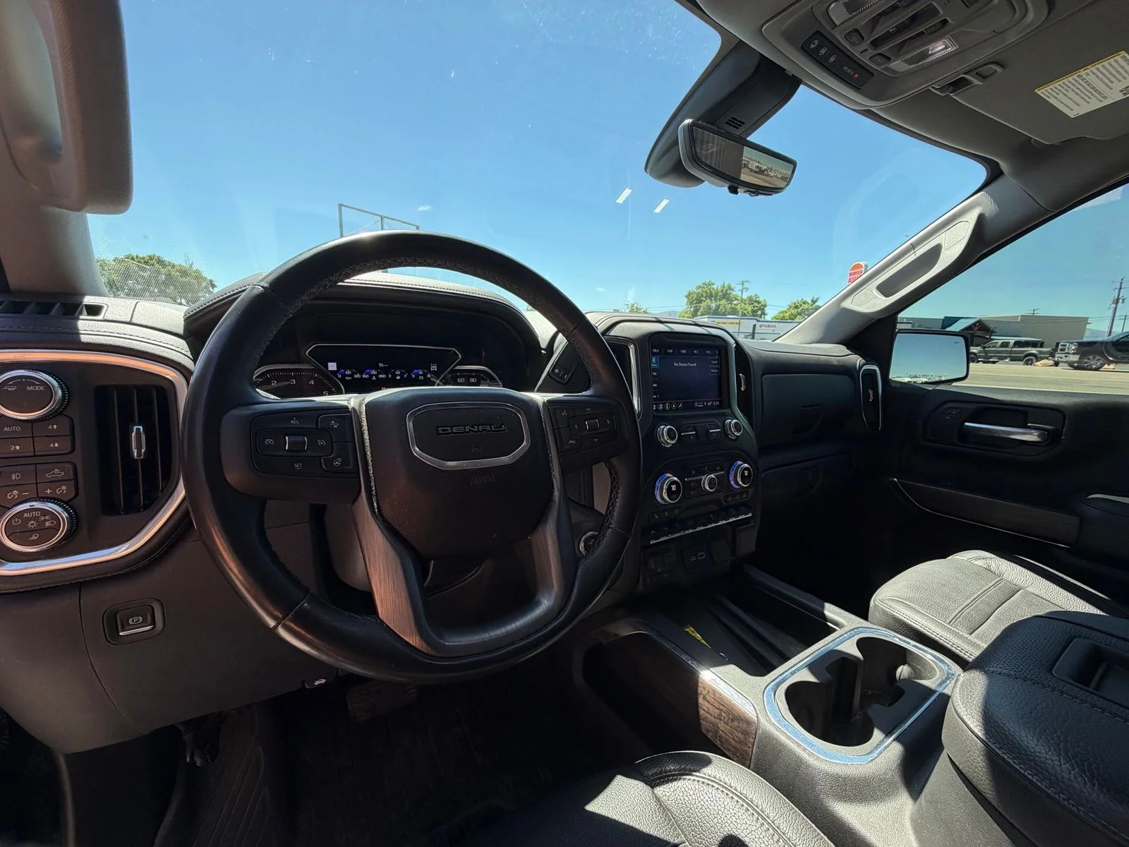 Used 2021 Black GMC Denali image 10