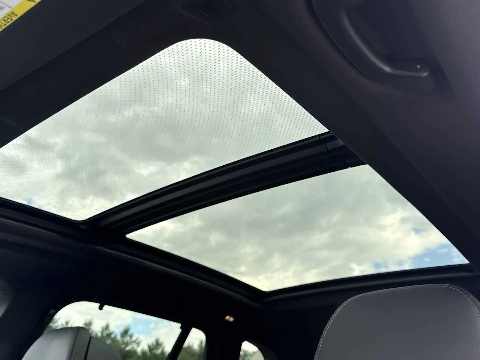 New 2026 Mineral White Metallic BMW M60i image 20