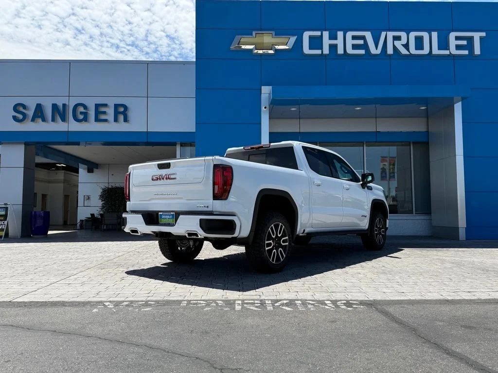 New 2026 Summit White GMC AT4 image 8
